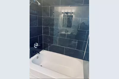 7246 S Wood Street, Chicago, IL 60636 - Photo 10