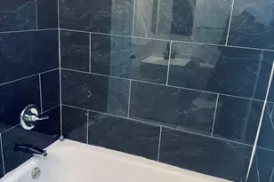 7246 S Wood St, Chicago, IL 60636 - Photo 10