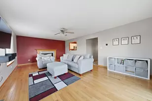 26164 W Tallgrass Trail, Channahon, IL 60410 - Photo 2