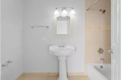 2451 W Howard Street #404, Chicago, IL 60645 - Photo 14