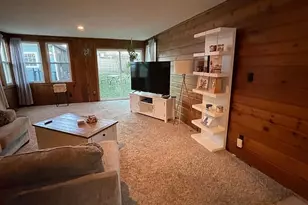 926 N 12th St, Dekalb, IL 60115 - Photo 8