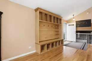 14852 Park Ave, Oak Forest, IL 60452 - Photo 6