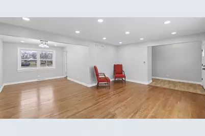 7314 Summit Road, Darien, IL 60561 - Photo 8