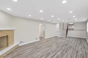 7314 Summit Rd, Darien, IL 60561 - Photo 20