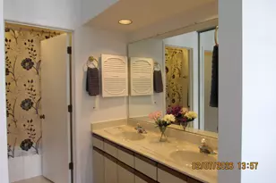 718 Sturnbridge Ln, Schaumburg, IL 60173 - Photo 14