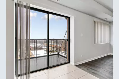 2451 W Howard Street #511, Chicago, IL 60645 - Photo 6