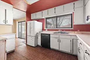 22720 Ridgeway Ave, Richton Park, IL 60471 - Photo 8