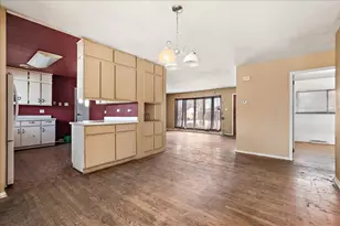 22720 Ridgeway Ave, Richton Park, IL 60471 - Photo 6