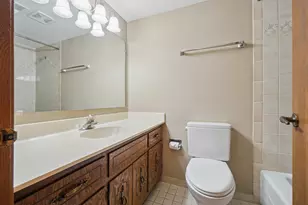 15725 Foxbend Ct, Orland Park, IL 60462 - Photo 10