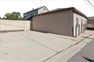 3510 St Paul Ave, Bellwood, IL 60104 - Photo 14