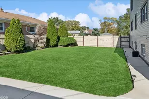 3510 St Paul Ave, Bellwood, IL 60104 - Photo 2