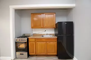 4604 N Beacon St, Chicago, IL 60640 - Photo 4