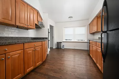 360 Erie Circle, Bloomingdale, IL 60108 - Photo 6