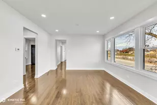 9900 S Wallace St, Chicago, IL 60628 - Photo 6