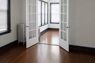 7923 S Clyde Ave, Chicago, IL 60617 - Photo 8