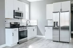 3015 W 19th St, Chicago, IL 60623 - Photo 2