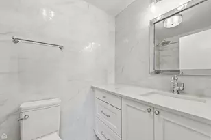 [Address not provided], Chicago, IL 60610 - Photo 8