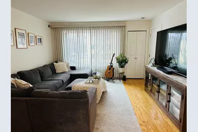 9340 Hamilton Court #B, Des Plaines, IL 60016 - Photo 4