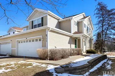 373 N Keswick Court #373, Round Lake, IL 60073 - Photo 2