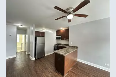 4031 N Kenmore Avenue #204, Chicago, IL 60613 - Photo 4