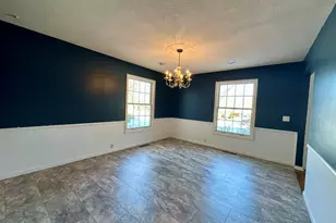 3 Hettinger Ct, Monticello, IL 61856 - Photo 6