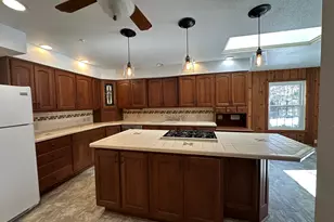 3 Hettinger Ct, Monticello, IL 61856 - Photo 8