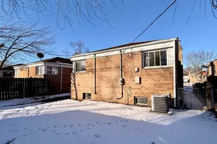 14525 Dobson Ave, Dolton, IL 60419 - Photo 18