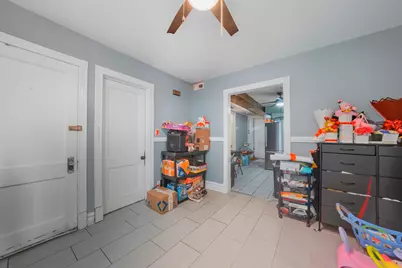 2527 S Harding Avenue, Chicago, IL 60623 - Photo 10