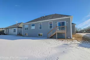 1015 Persimmon Dr, Genoa, IL 60135 - Photo 28