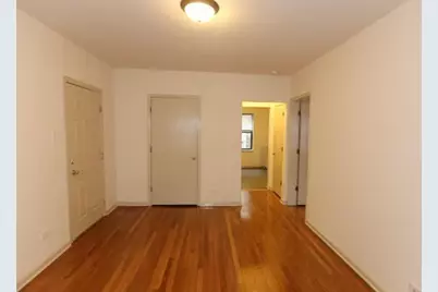 5746 N Winthrop Avenue #303, Chicago, IL 60660 - Photo 10