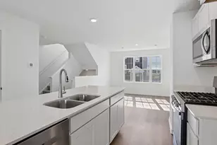 1415 Oakfield Ln, Pingree Grove, IL 60140 - Photo 10