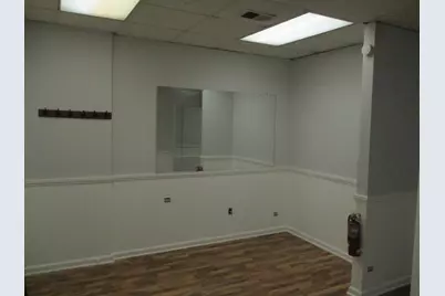 [Address not provided], Midlothian, IL 60445 - Photo 8