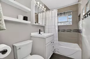 6935 W 115th Pl, Worth, IL 60482 - Photo 16