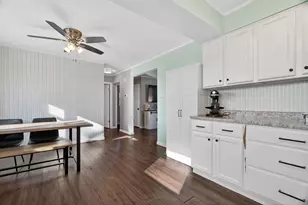 6935 W 115th Pl, Worth, IL 60482 - Photo 10