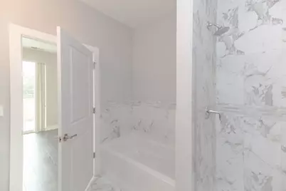 [Address not provided], Glenview, IL 60025 - Photo 14