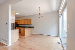 1655 Windward Ct, Naperville, IL 60563 - Photo 10