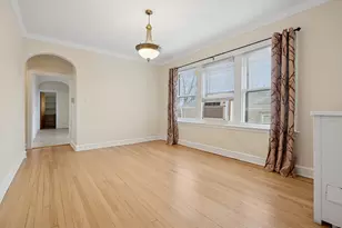 5907 N Virginia Ave, Chicago, IL 60659 - Photo 4