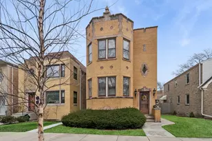 5907 N Virginia Ave, Chicago, IL 60659 - Photo 1