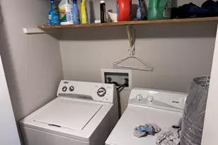 2006 Tracy Dr, Bloomington, IL 61704 - Photo 6