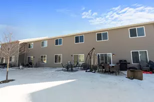 1150 Amber Dr, Cary, IL 60013 - Photo 16