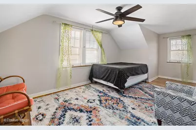 696 S Prospect Avenue, Elmhurst, IL 60126 - Photo 16