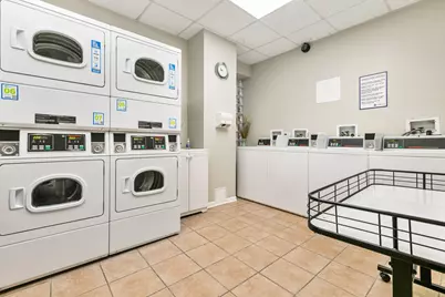 5860 N Kenmore Avenue #514, Chicago, IL 60660 - Photo 12