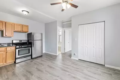 5860 N Kenmore Avenue #514, Chicago, IL 60660 - Photo 2