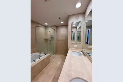 600 N Lake Shore Drive #3810, Chicago, IL 60611 - Photo 14