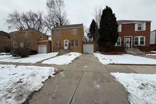 9349 S Sacramento Ave, Evergreen Park, IL 60805 - Photo 2