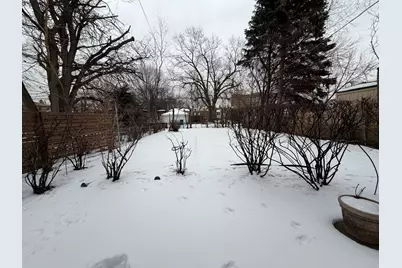 9349 S Sacramento Avenue, Evergreen Park, IL 60805 - Photo 20