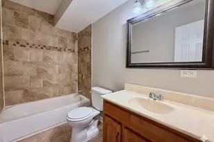 2852 189th St, Lansing, IL 60438 - Photo 12