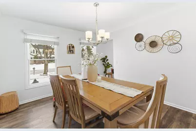 2001 Madison Avenue, Gurnee, IL 60031 - Photo 12