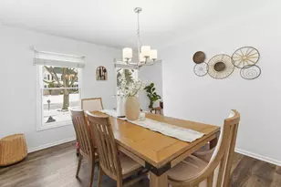 2001 Madison Ave, Gurnee, IL 60031 - Photo 12