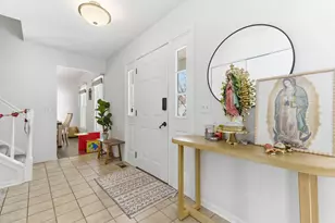 2001 Madison Ave, Gurnee, IL 60031 - Photo 2